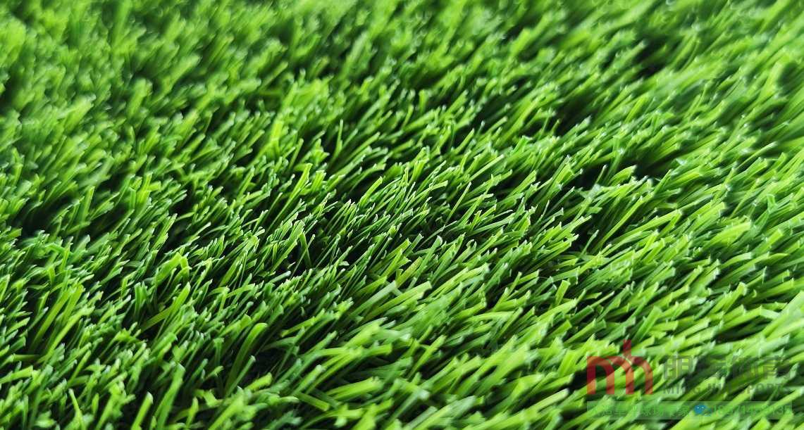 2025江西省城市足球联赛-赛程/比分/球队阵容全掌握-本地足球热血来袭！场人造草坪好还是天然草坪好