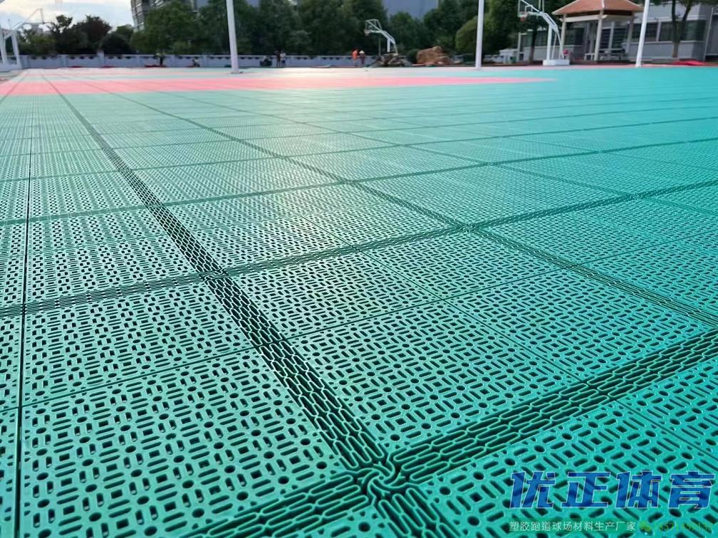悬浮拼装地板篮球场